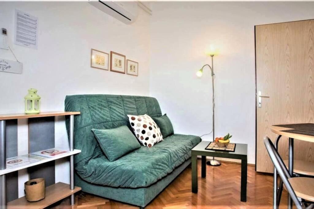 Apartment Green Oasis 1 Umag Exterior photo