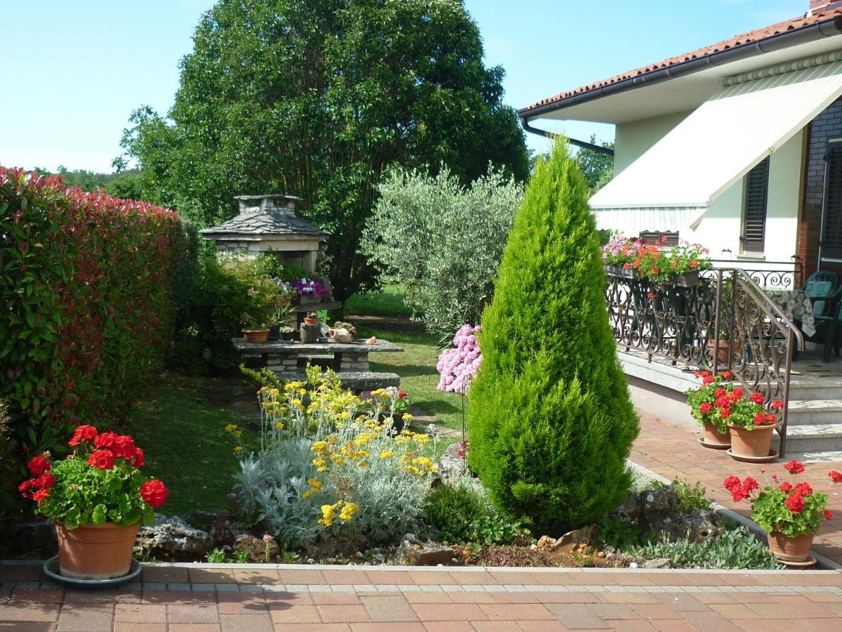 Apartment Green Oasis 1 Umag Exterior photo